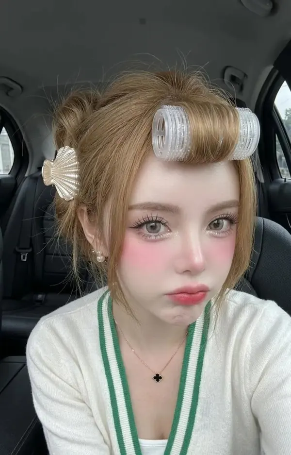 Car Selfie: Soft-Glam Close-Up — image 1