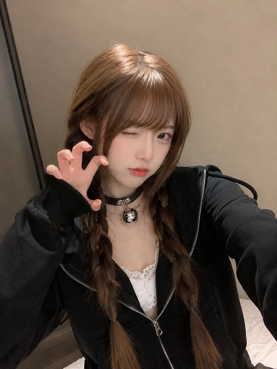 Casual smartphone portrait with braids